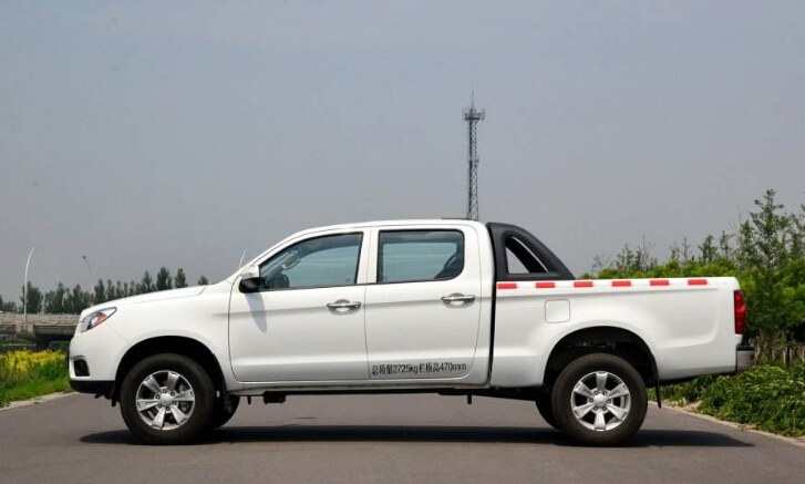 想买皮卡车,再等等,18年起将取消反光条、车身喷字-新浪汽车