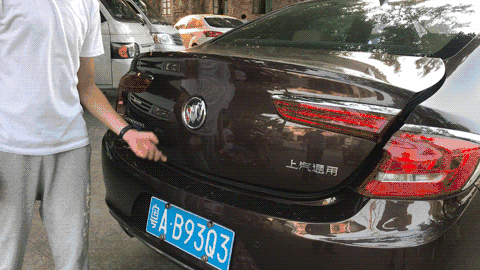 后排轻松翘二郎腿,这款合资B级轿车的空间最适合家用