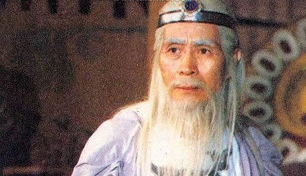 封神演义，比九龙神火罩更强大的法宝，为何到哪吒手上威力那么弱