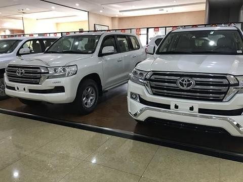 2017款丰田酷路泽4000中东版陆地巡洋舰越野王者首发