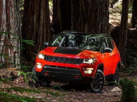 ​美女都爱的越野SUV，Jeep指南者1.4T四驱，不能再完美