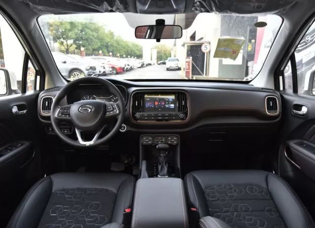 小女生的最爱 这几款颜值高的小型SUV值得一看