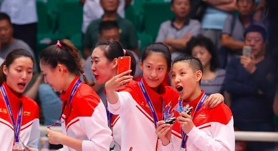 女排郎平现役最老女徒弟再战一季！挑战国家队22岁王牌争冠