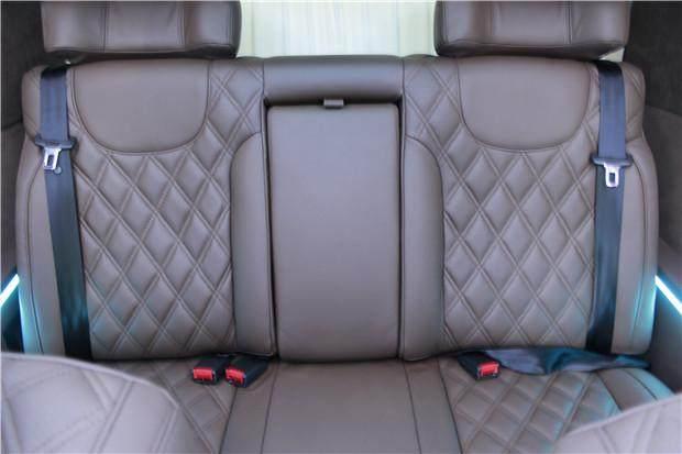 奔驰V260L终结埃尔法,陆地头等舱,带1米4大床,豪华度堪比S级