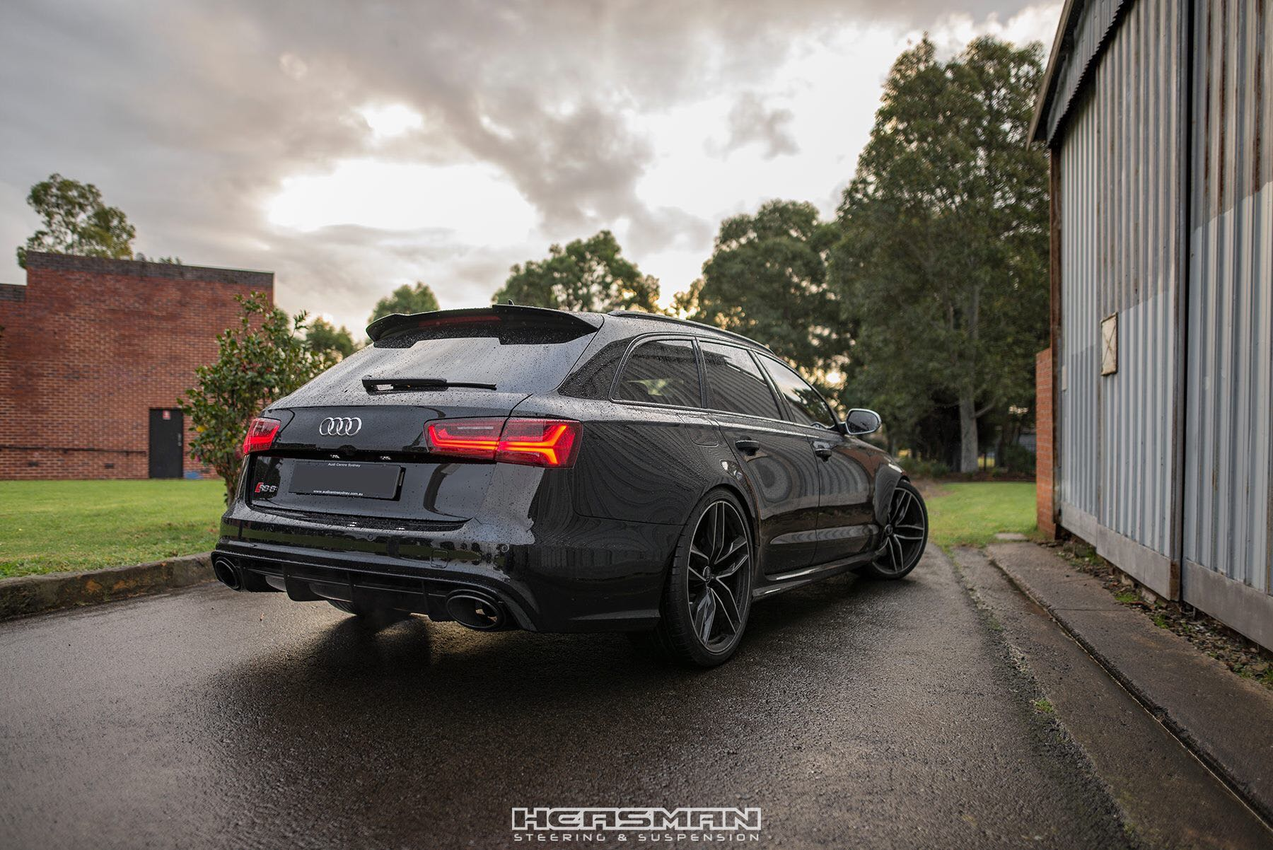 奥迪Rs6 地表最强买菜车