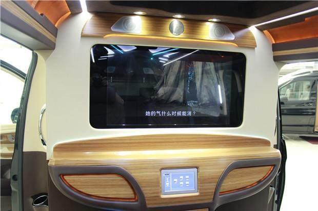 奔驰V260L终结埃尔法,陆地头等舱,带1米4大床,豪华度堪比S级