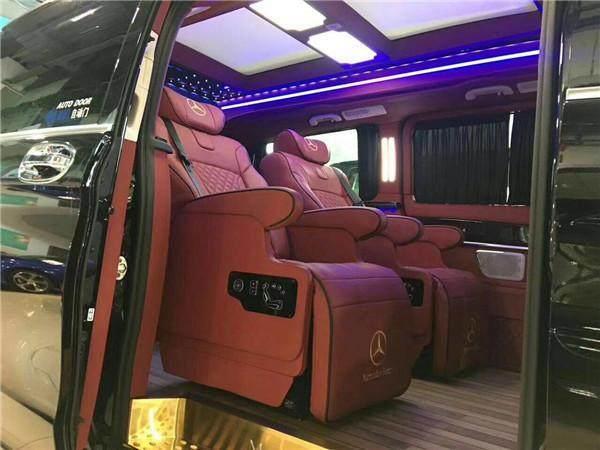 奔驰V260L终结埃尔法,陆地头等舱,带1米4大床,豪华度堪比S级