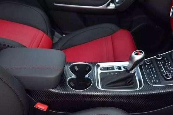 纯正国产SUV, 内饰不输BBA, 售价不到10万元!