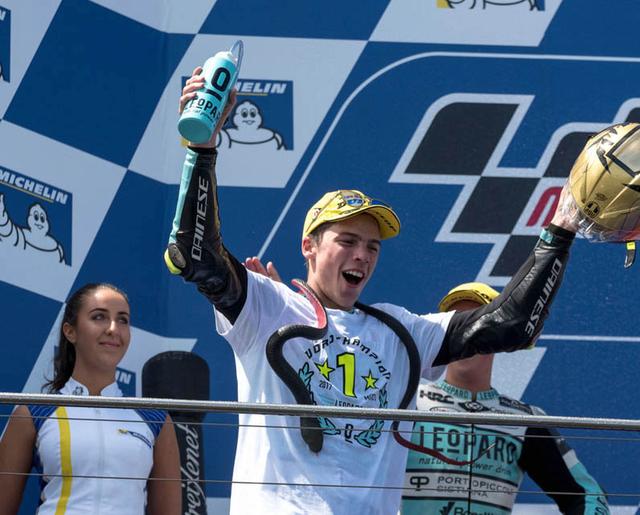 MOTO3 2017全年总冠军诞生-20岁的西班牙车