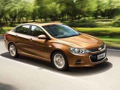 这款7万多的合资车，颜值不输朗逸，标配启停技术，油耗仅5.4