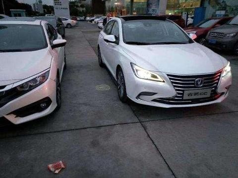 重庆首提长安睿骋CC，颜值不输思域车主：换个车标就是雷克萨斯