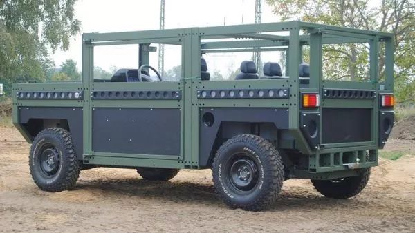 能开50年还防弹,保修100年的SUV你见过吗?