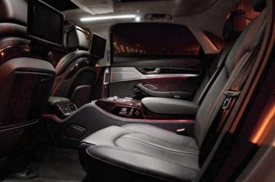 奔驰宝马奥迪谁的车内氛围灯最漂亮?