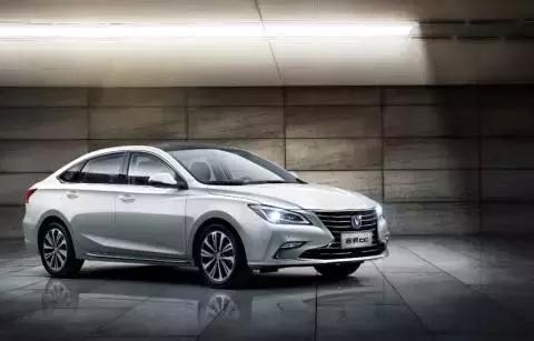 长安颜值最高的B级轿车 1.5T+6AT 百公里油耗仅6.7L 或年底上市