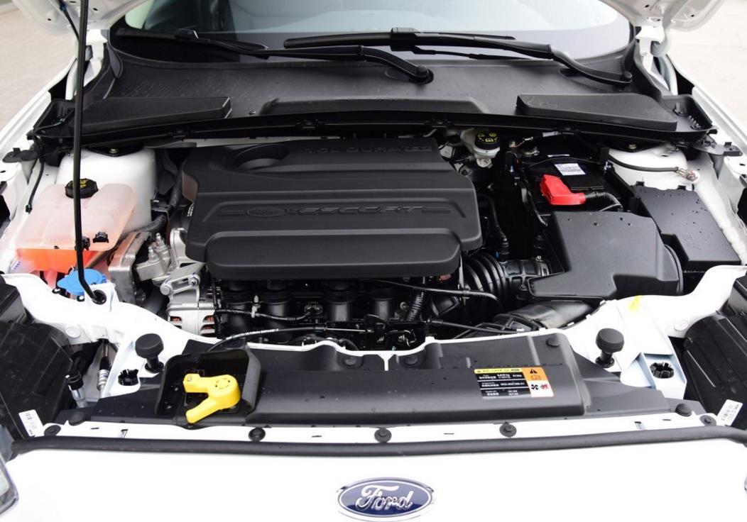 日产轩逸和福特福睿斯哪个更适合家用?懂行的这样选