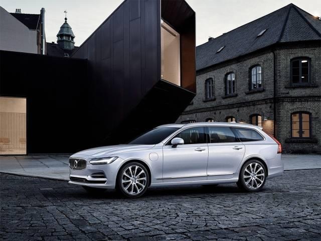 拉风霸气又好开,这两款50万级旅行车你更爱谁?