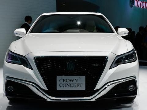 下一代丰田皇冠公开亮相，实力还能挽救惨淡销量？