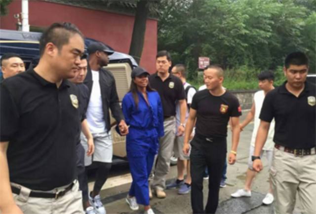 他比一龙还厉害,当年是韦德,施瓦辛格保镖,今坐拥豪车豪宅!