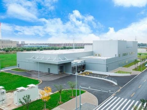 前瞻布局新能源汽车，华晨宝马沈阳动力电池中心正式揭幕