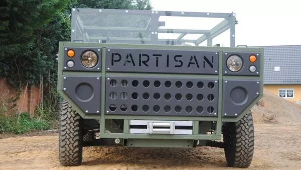 能开50年还防弹,保修100年的SUV你见过吗?