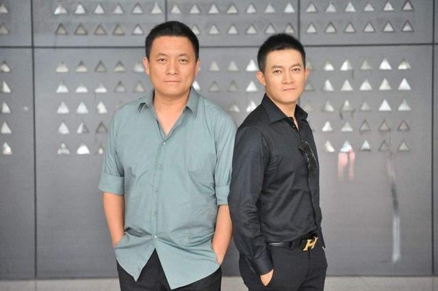 娱乐圈亲兄弟，弟弟翅膀硬了要单飞，哥哥：我捧他13年对得起祖宗