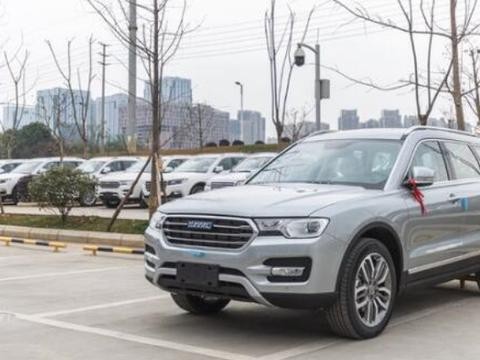 为了省钱放弃汉兰达，提了这款车，结果朋友说：五年后这车叫破车