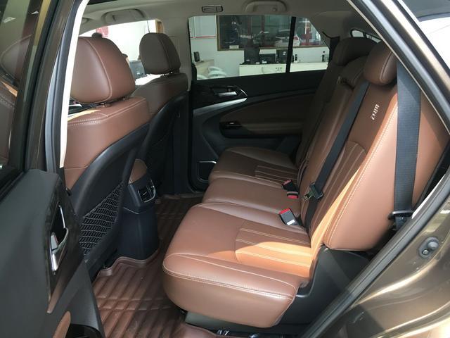 这款国产车有网友直呼买不起,配置丰富,百公里4.9s,油耗仅2L