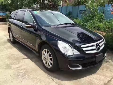 奔驰GL系列最舒适的一款车型，当属这辆40万的奔驰GL450！