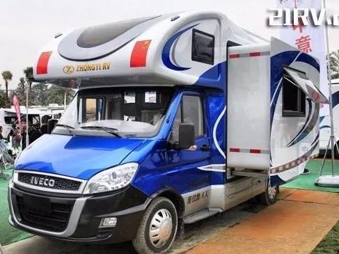 巧妙布局 车展实拍中意依维柯单拓展房车