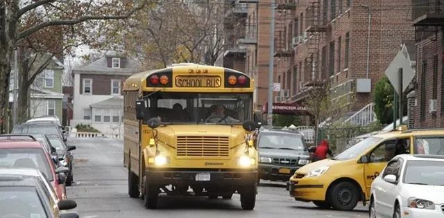 除了好看,原来日间行车灯还能减少12.4%交通事故!