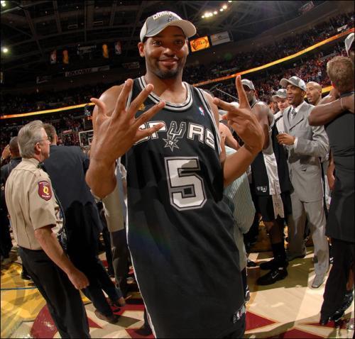 NBA10大总冠军戒指最多的人，指环王仅第3，第一有16枚戒指