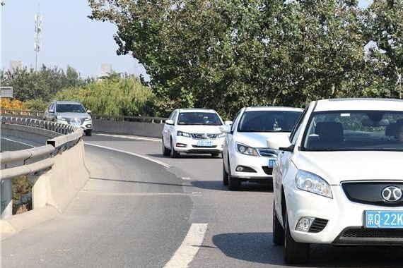 死磕六环路 5款主流纯电动车型极限续航大对比