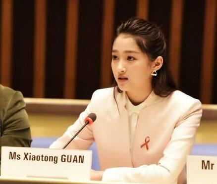 关晓彤又一次上热搜，但这次不是因为鹿晗，而是因为给中国长脸！