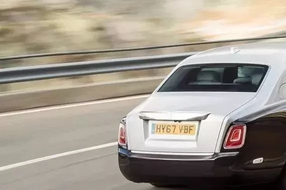 坐上全新一代幻影后，感觉整个世界都清静了