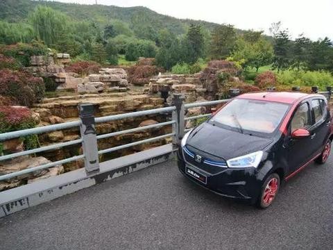 众泰又推出新纯电能车型，宝妈们的买菜车