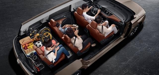 万万没想到,安全座椅让5座汽车居然如此尴尬!