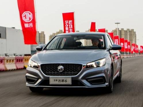 德智体美全面发展秒杀小钢炮 试驾6秒破百全新名爵6手动高性能版