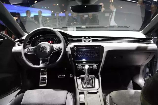 全新Arteon即将上市 车长4米8 9.2英寸 无框车门