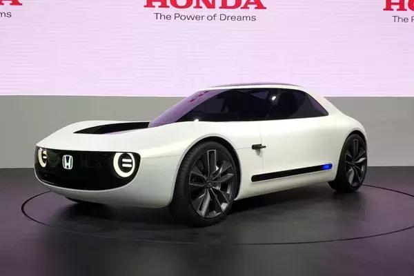 东京车展 丰田推出新皇冠 本田推新款奥德赛 纯电动Coupe跑车