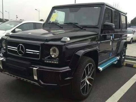 价值千万的奔驰G63，6X6的顶级越野车，去趟车管所变成小皮卡