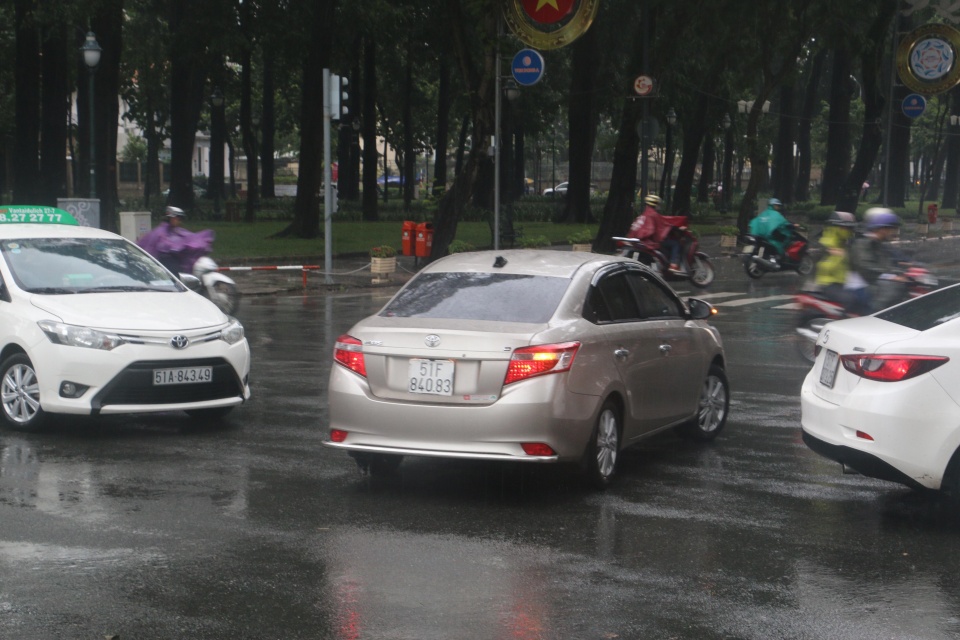 越南满街跑的日系车,何以不见中国品牌?