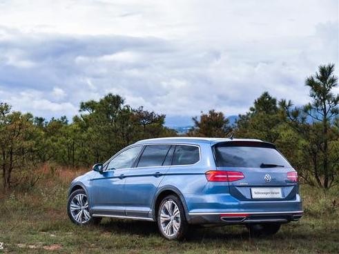 面对它，谁是帕萨特、迈腾？CC又是谁？