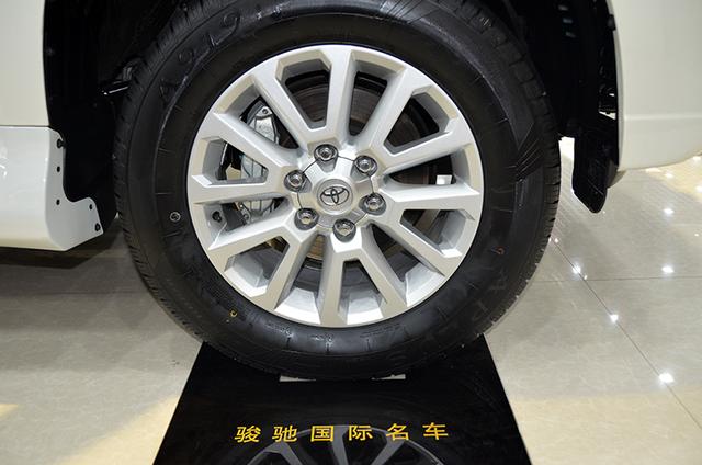 原装进口霸道2700,到了中国以后的样子