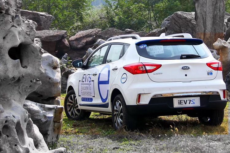 补贴后11.95万 江淮新能源iEV7S售价发布