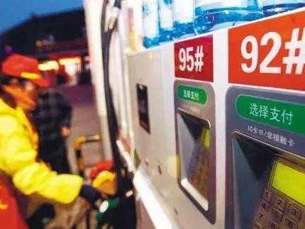 真皮座椅就好? 加油只加半箱原来更浪费钱