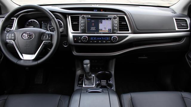 丰田自己搬出模仿欧蓝德证据,汉兰达也靠脸吃饭