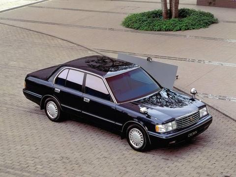 以30万级重新竞争奔驰S级，皇冠也上TNGA，后驱支持它去纽北