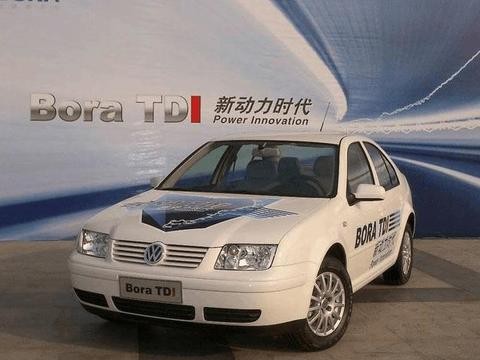 十年降价10万, 宝来简配有多严重, 真的让人无奈