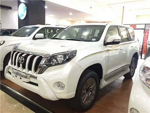 17款丰田普拉多4000中东版外表奢华关键看粗糙不粗糙油耗4.0T