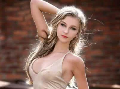 这三个国家跟中国关系非常好,连国旗都印在硬